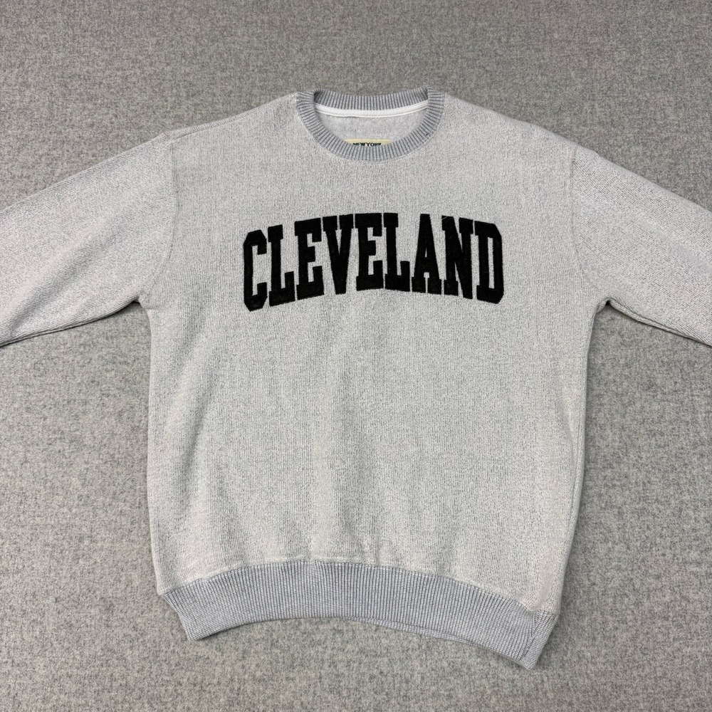 New York Popular Cleveland Sweatshirt Large Gray Pullover Collegiate Crew Neck